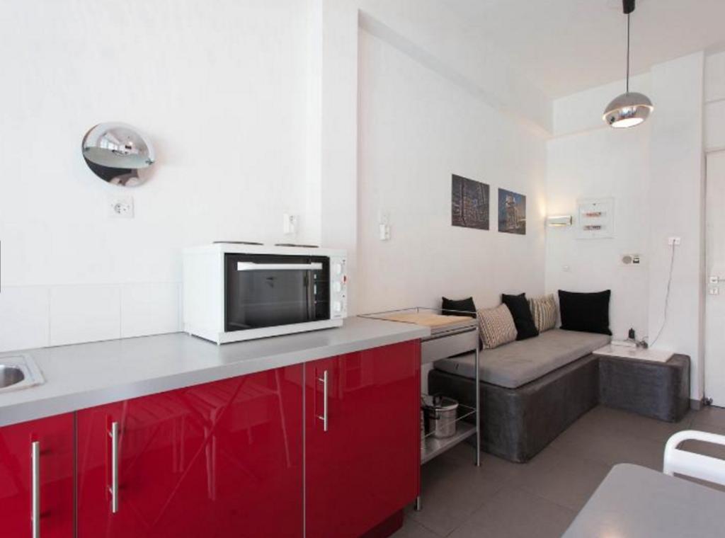Acropolis Charming Apartment With Large Balcony - Dm17 Atina Dış mekan fotoğraf