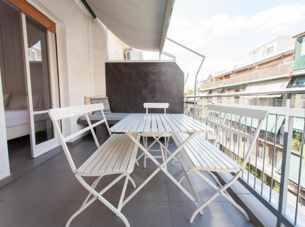Acropolis Charming Apartment With Large Balcony - Dm17 Atina Dış mekan fotoğraf